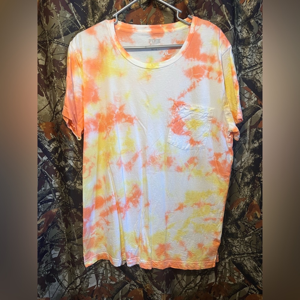 VS PINK campus tee